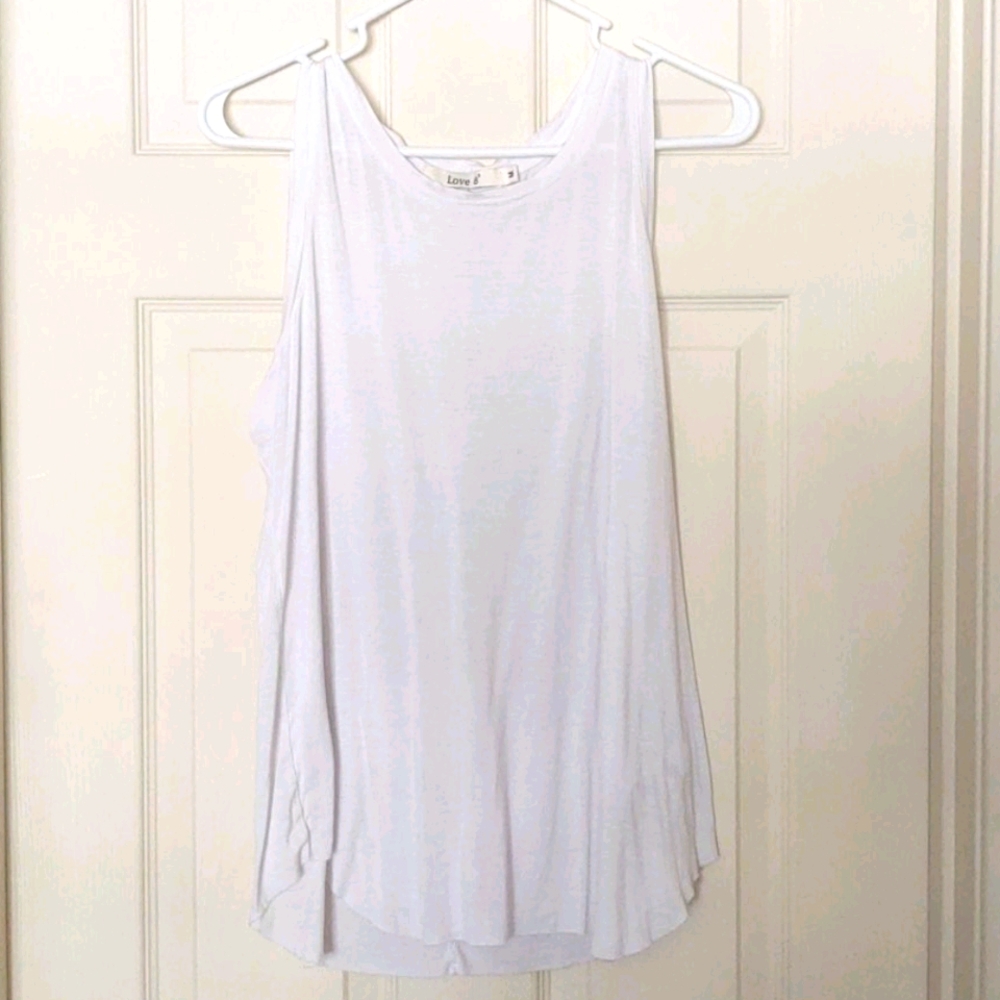 White Crew Neck Sleeveless Tee